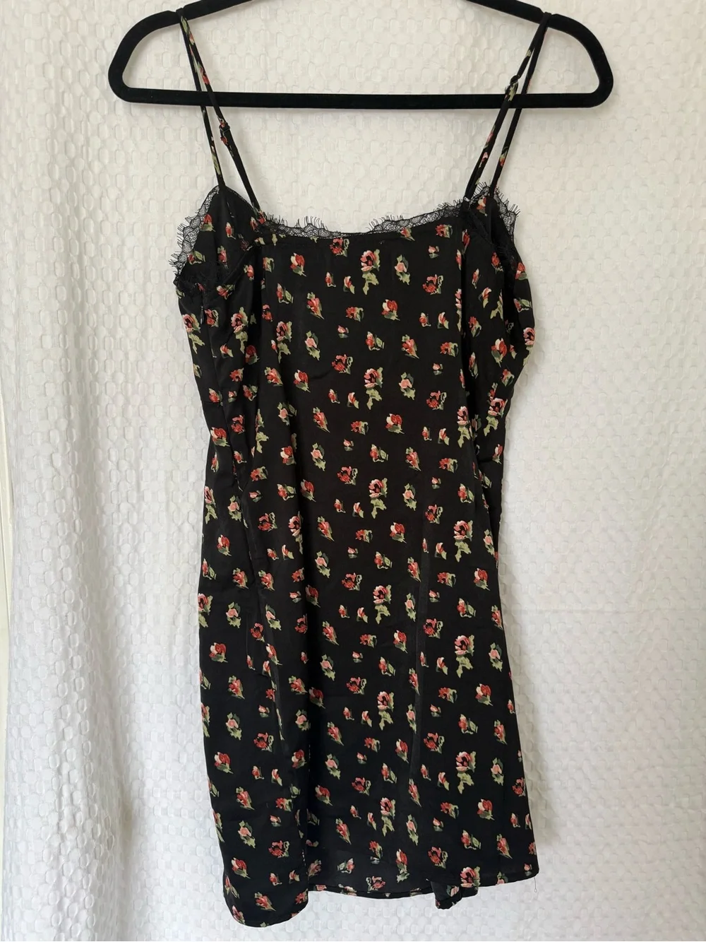 Lush Floral Lace Trim Satin Slip Dress Black Rose Print Mini Dress Medium NWT - Picture 3 of 5